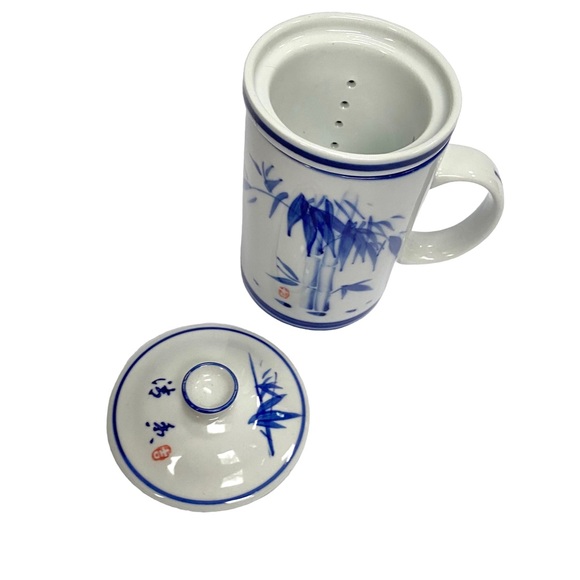 World Market 3 Pc Tea Cup Mug Strainer Lid Set Blue White Ceramic China - EUC - Picture 4 of 13